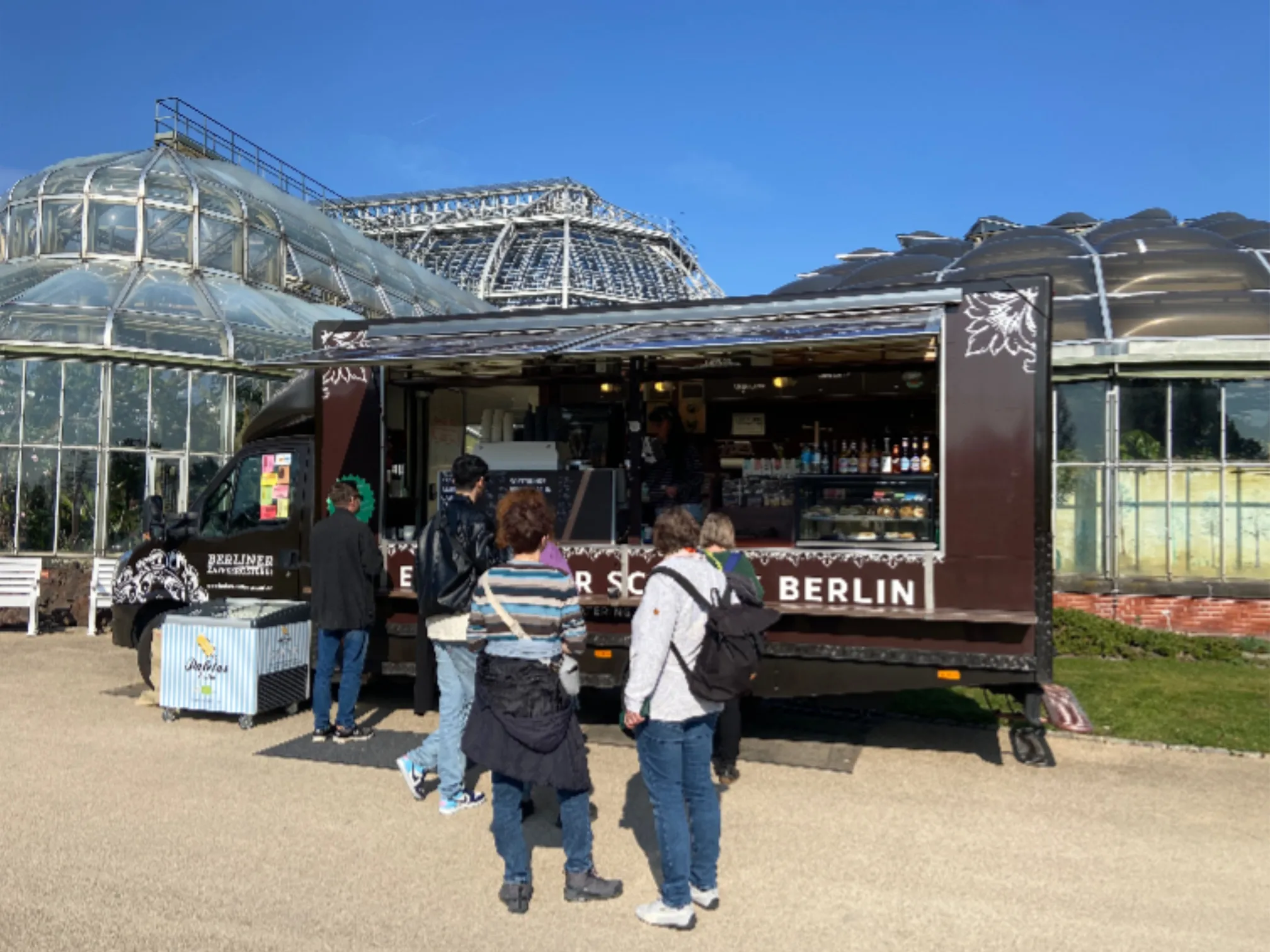 berliner-kaffeerosterei-coffeetruck-botanischer-garten-2026 (2)