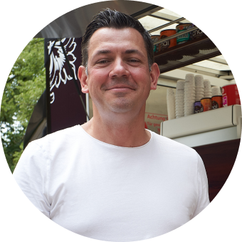 berliner-kaffeerosterei-partner-coffeetruck-kristianschubert